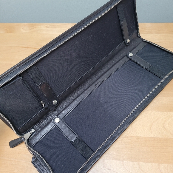 COACH | Tie Travel Case - Picture 3 of 4